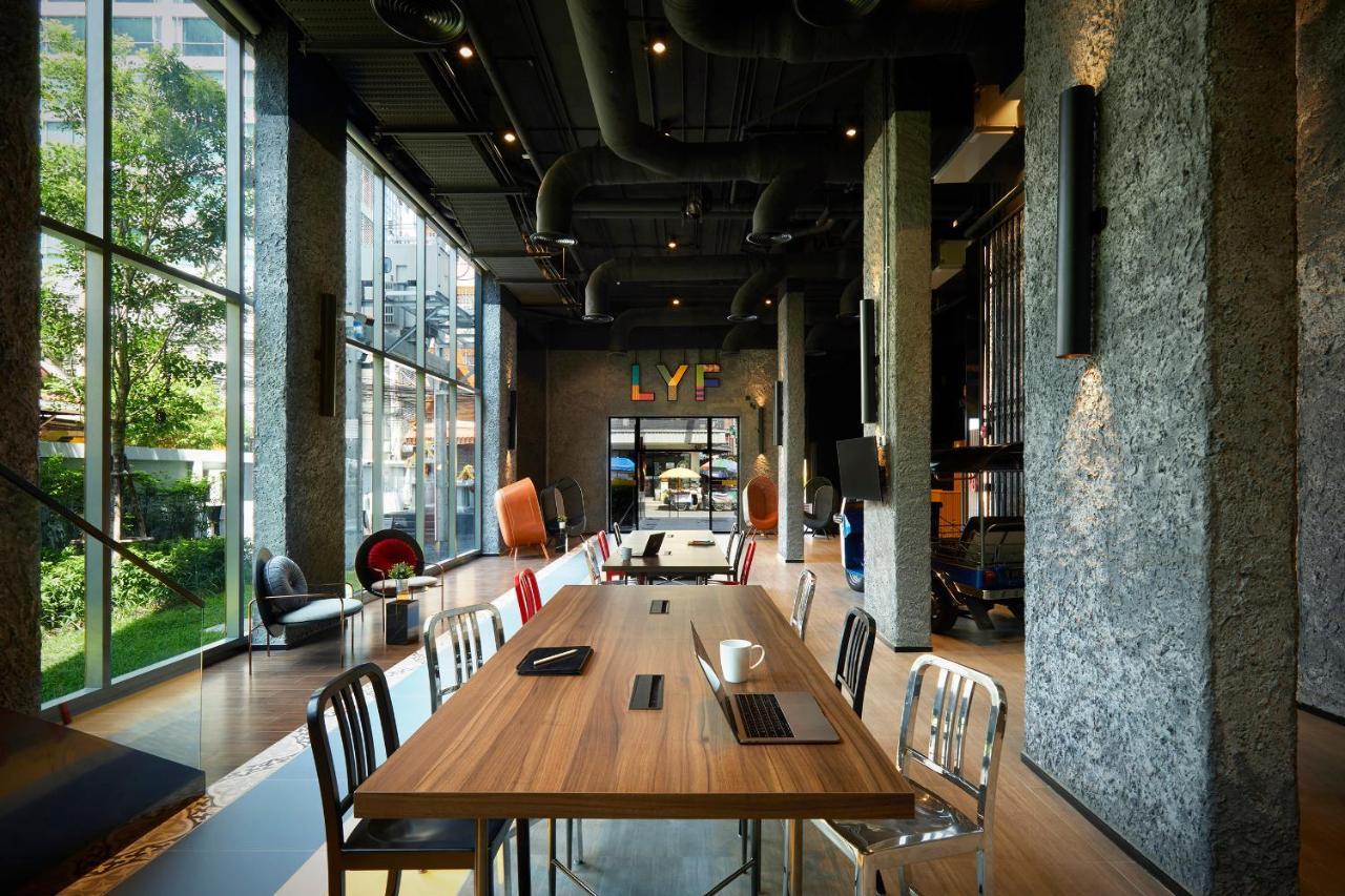 Lyf Sukhumvit 8 Bangkok Otel Dış mekan fotoğraf